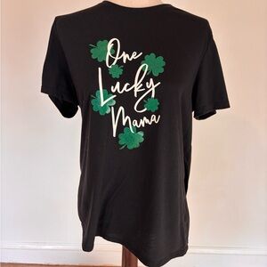 One Lucky Mama Large St Patrick’s Day Tshirt